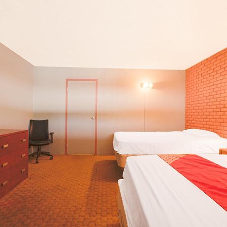 Town & Country Motel Bossier City By Oyo エクステリア 写真